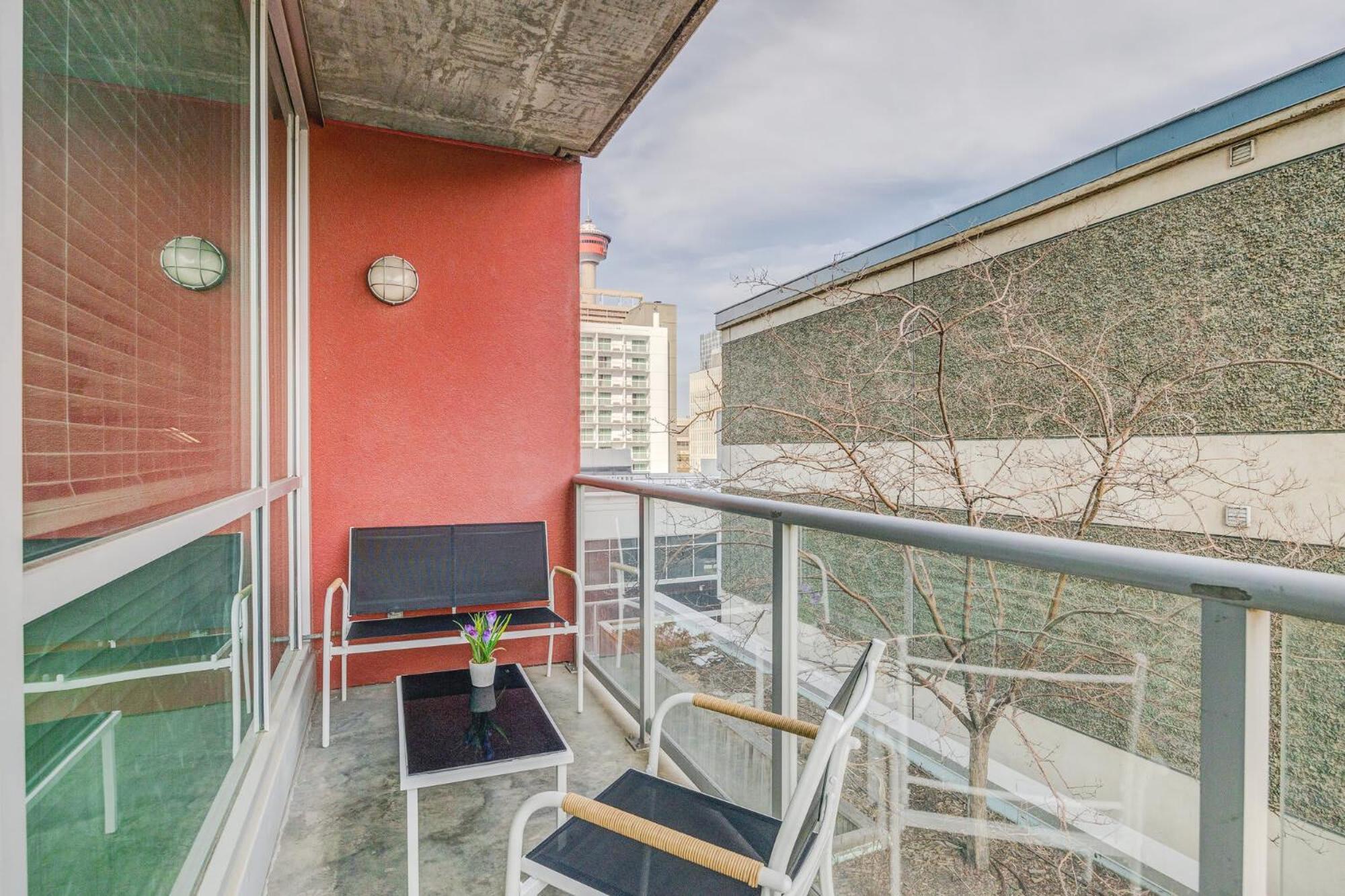 Upscale 2Br Condo - King Bed - Stunning Views カルガリー エクステリア 写真